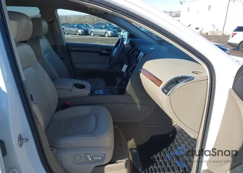 2010 Audi Q7 3.6 Premium from USA, damaged, VIN WA1VYAFE7AD006535